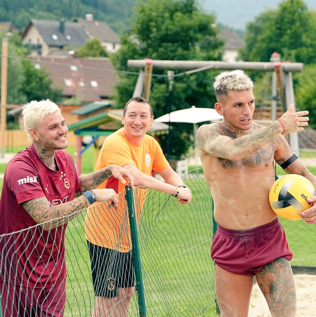 Galatasaraylı aktif hesaplar takipleşiyor. Küçük hesap kalmasın.

➡️TAKİP ET
➡️GT YAZ
➡️RT YAP 
➡️BEĞEN

#Galatasaraylılartakipleşiyor
#GslilerTakipleşiyor