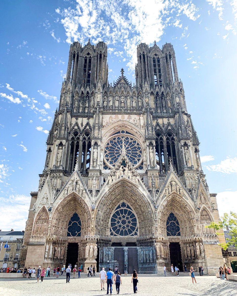 travolax's tweet image. Gothic Grandeur โ Reims Cathedral, France โจ