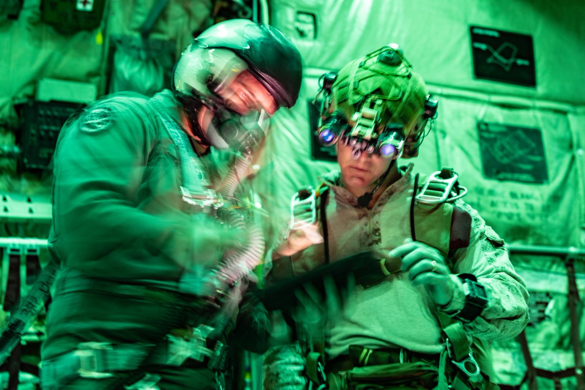 2d Marine Division (@2dmardiv) on Twitter photo #Marines with 2d #Recon conduct nighttime freefall and airborne training during Service Level Training Exercise 4-25. SLTE 4-25 is designed to be a challenging, realistic training environment that produces combat-ready forces. #Marines with 2d #Recon conduct nighttime freefall and airborne training during Service Level Training Exercise 4-25. SLTE 4-25 is designed to be a challenging, realistic training environment that produces combat-ready forces.