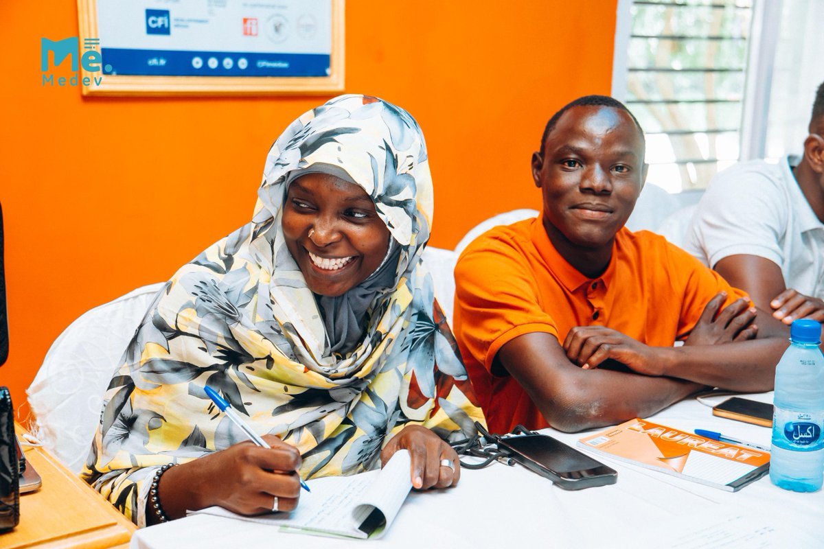 Fin de la 2e journée de formation !
🧠 Atelier sur la vérification de l'info à l'ère de l'IA, animé par Djim Memtigar.
💡 Des outils concrets pour lutter contre les infox boostées par l’intelligence artificielle.
#MEDEV #FactChecking #IA #Tchad #Cabexia #Journalisme