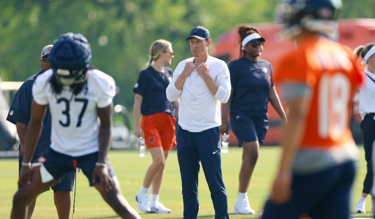 670TheScore's tweet image. Ben Johnson, Bears begin training camp with an emphasis on details: 'All of it matters'
shorturl.at/l8hW8 via @CEmma670