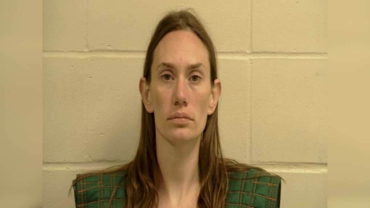 WSAZnews's tweet image. MORE >>> wsaz.com/2025/07/23/gra…
Mom told deputies that ‘demons’ made her cut her son’s throat while he slept, sheriff says