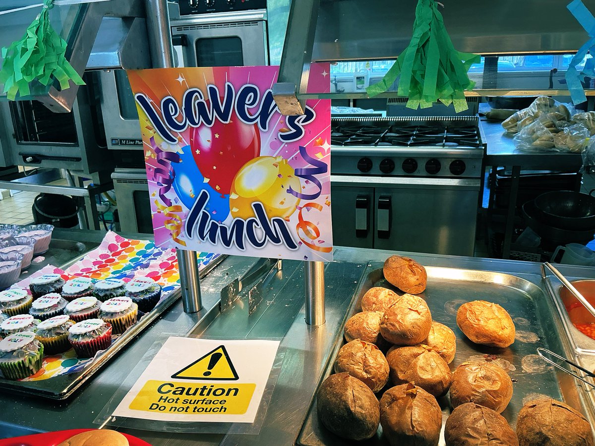 Thank you to <a href="/EdsentialUK/">Edsential</a> for making a special effort with our leavers’ lunch for our Year 6 children.