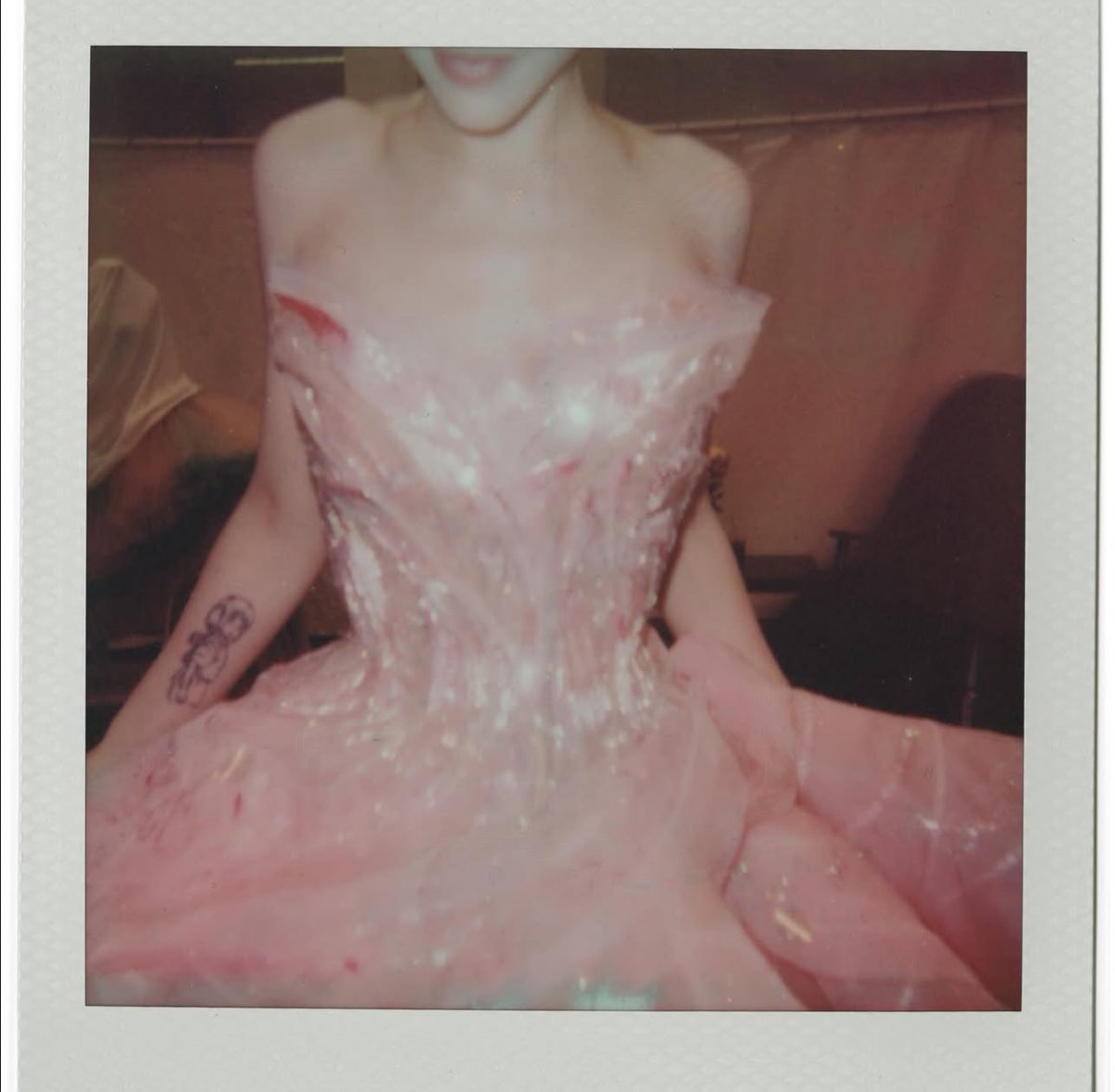 Ariana Grande in fittings for ‘WICKED’

(Via IG)
