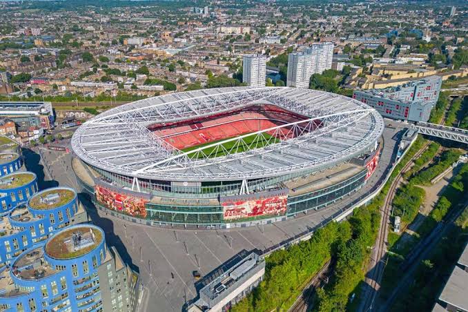 Total cost of the Emirates Stadium is Ksh 66 billion. Total Cost for Talanta Stadium is Ksh 144 billion plus interests. 
It was a long con