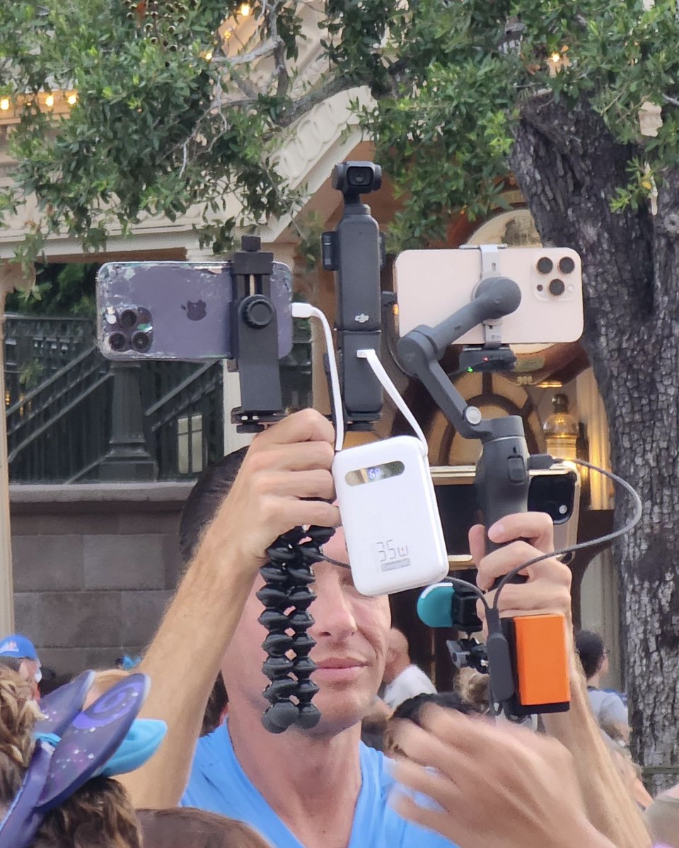 SarinGasFelon's tweet photo. going to @DisneyParks be like… 

MAKE IT STOP @WaltDisneyWorld. these grifters continue to ruin the experience for guests (CHILDREN) &amp; are a burden on cast members. GET EM’ OUT!! #grifters #vloggers #DisneyAdults #ridePOV https://t.co/ykB8VY15Yy