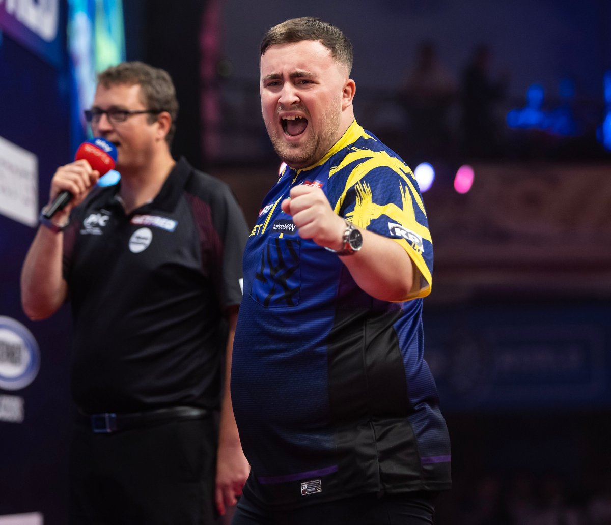 DartsNow_'s tweet image. WORLD MATCHPLAY ROUND TWO
Both Luke Littler and Michael van Gerwen return to the Winter Gardens tonight as the last 16 concludes
Predictions?
WEDNESDAY EVENING
👍Andrew Gilding v Dirk van Duijvenbode🍆
🎬Chris Dobey v Gerwyn Price❄️
☢️Luke Littler v Jermaine Wattimena🔫…