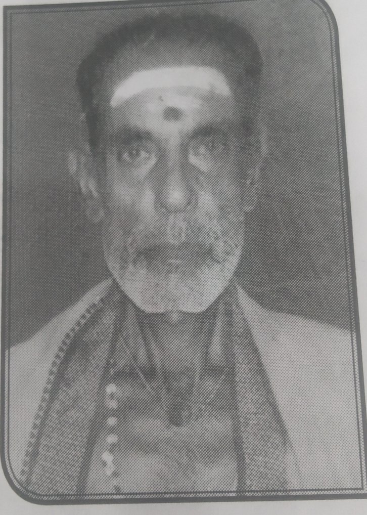 Medaimani's tweet image. நமது நாட்டினில் முற்காலத்தில் நிறுவப்பட்ட புராதானமான பிரம்மாண்டமான பல இந்துக் கோயில்கள் அந்நியப் படையெடுப்பினால் மறைக்கப்பட்டு, அந்தக் கோயில்கள் வந்தவர்களின் மதம் சார்ந்தவைகளாக மாற்றப்பட்டன. நமது முன்னோர்கள் வழிப்பட்டு வந்த ஆலயங்கள் தற்போது நமக்கு இல்லாமல் போகும்போது, அவைகளை…