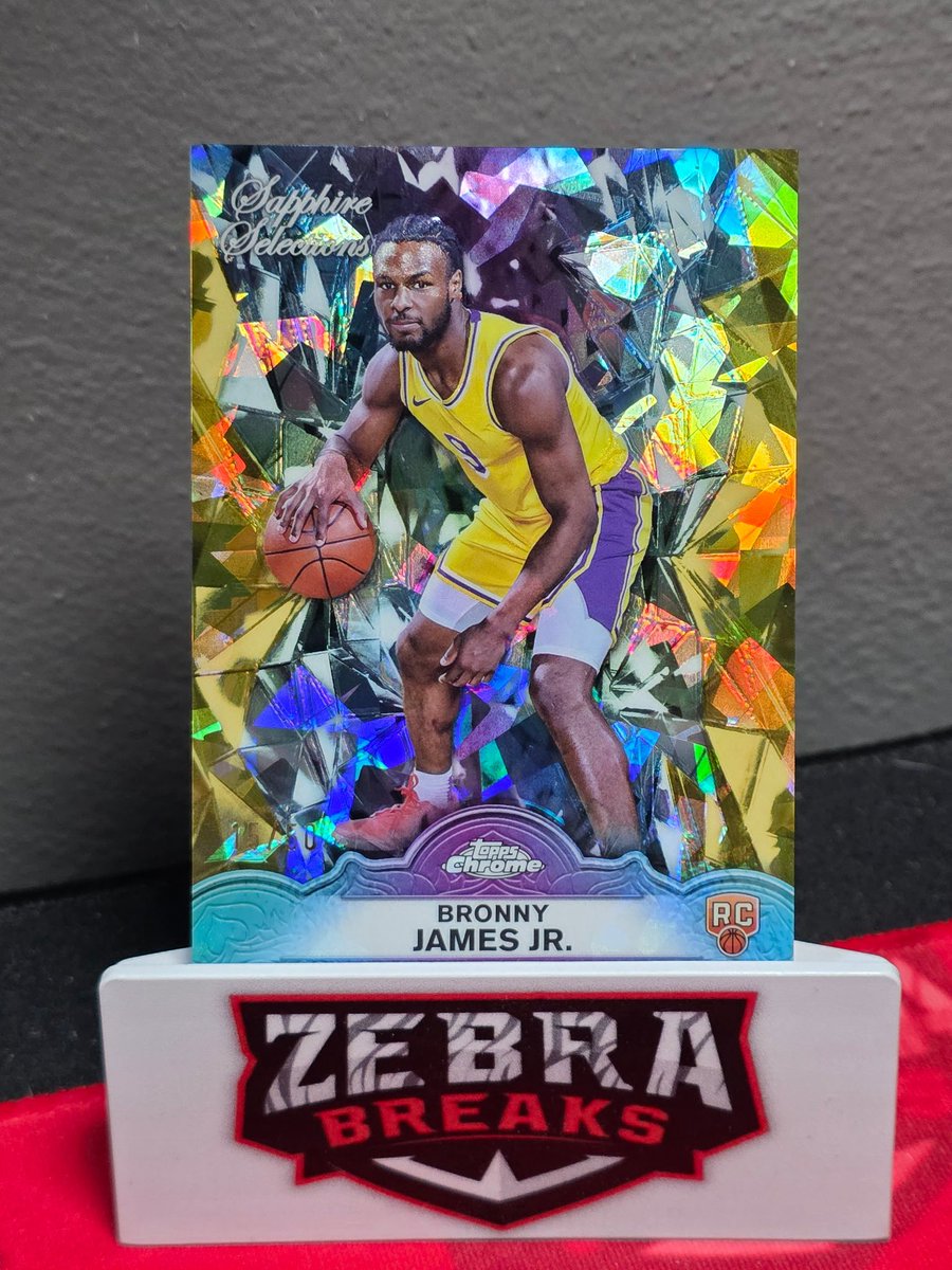 RefBrandonTolle's tweet image. We have had some SERIOUS HEAT the past couple streams!
John Elway Gold Retrofractor /50
Jac Caglianone Red Lava 1st /5
Bronny James Sapphire Selections /50
Wembanyama Skylight Sapphire Auto!
If you’re not in my breaks, you’re missing out! All of these were in spots $20 or less!…