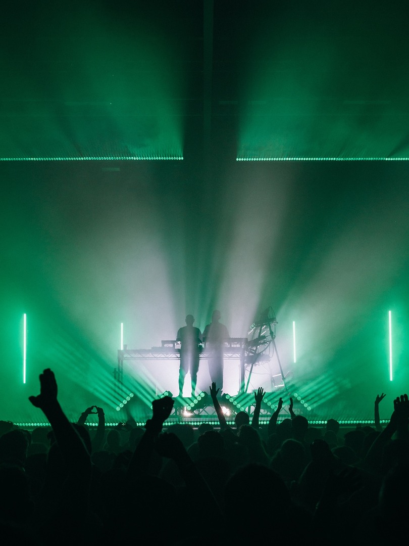 orbitalband's tweet image. Us. You. The lights.
It's always special.
📷 @Drumsheds
#Orbital #ElectronicMusic #RavePioneers #OnTour