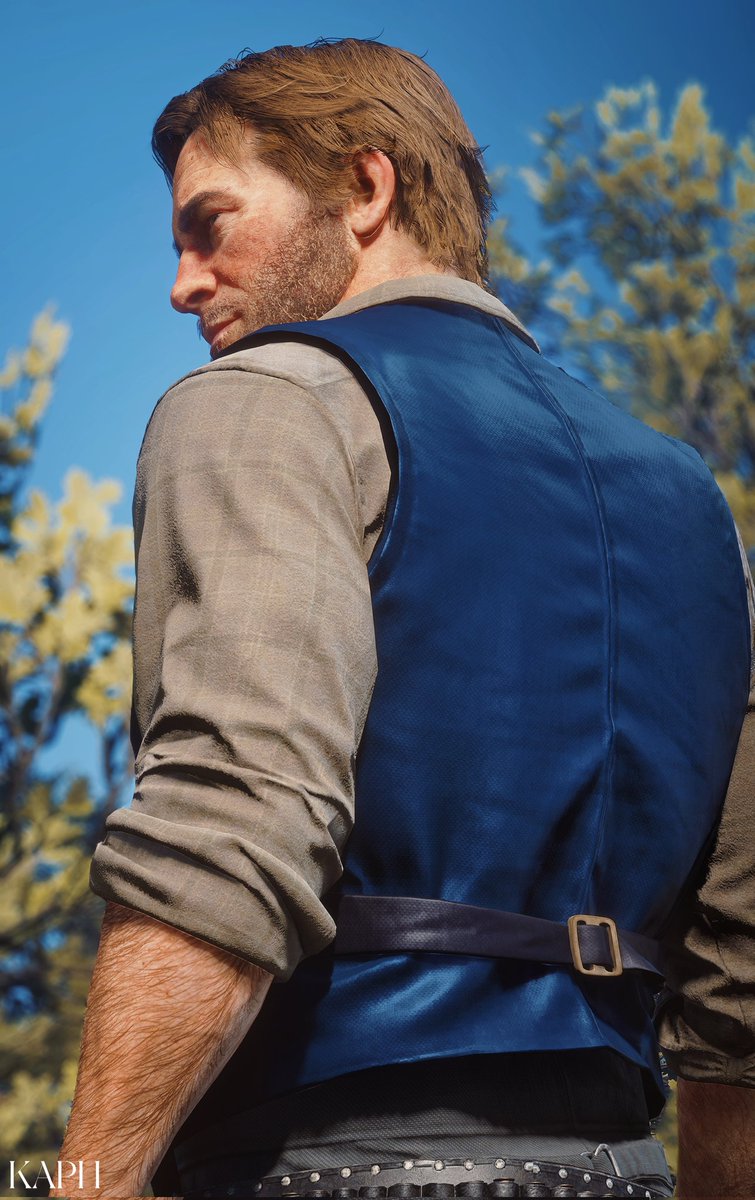 es__kei's tweet image. arthur morgan big wide shoulders and slutty little vest buckle save me