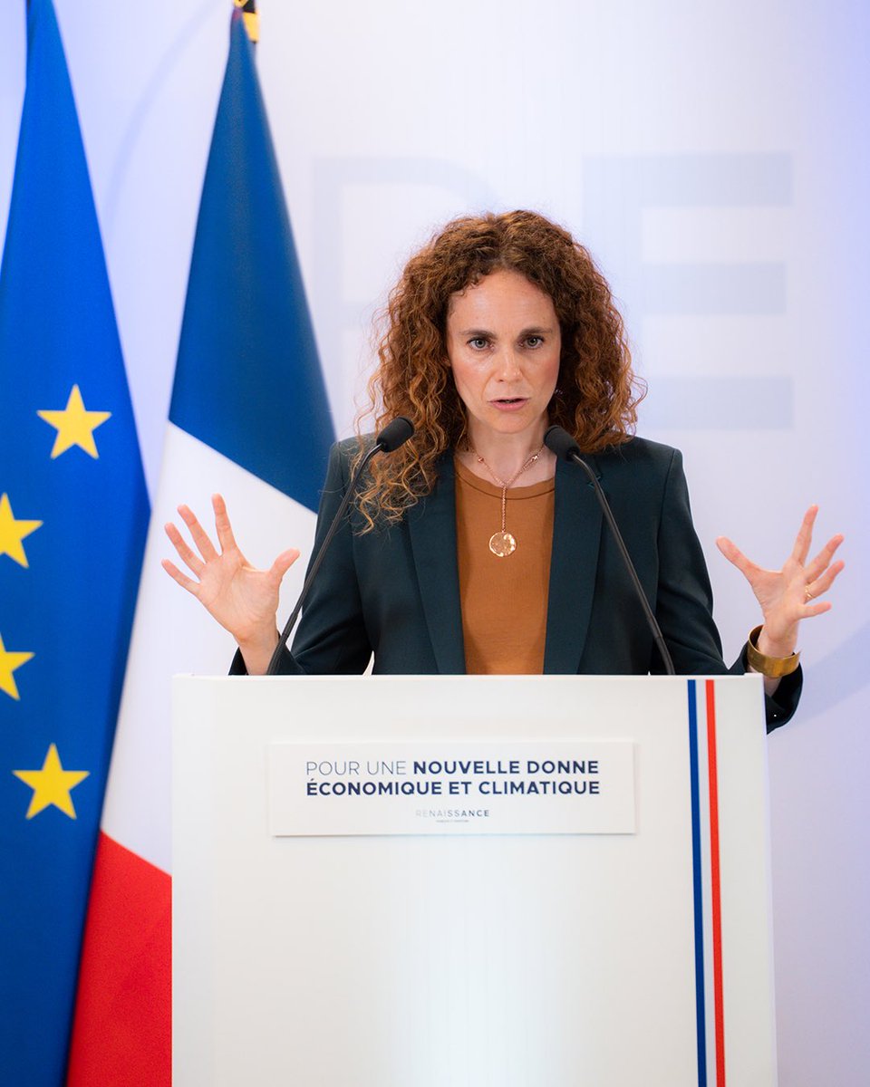 Renaissance's tweet image. Il est temps de se saisir du sujet de la qualité du travail et de la qualité de vie des travailleurs.
Elles sont au cœur des nouvelles inégalités de notre modèle social.
Nos propositions juste ici 👉 doc.parti.re/Conventions-th…
