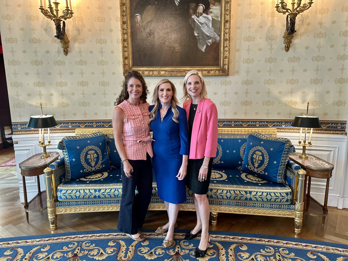 RepLaurelLee's tweet image. Last night, I joined my @HouseGOP colleagues at the @WhiteHouse to celebrate the passage of the One Big Beautiful Bill. This historic legislation protects Americans from massive tax hikes and reins in wasteful Washington spending—all while keeping our economy strong.