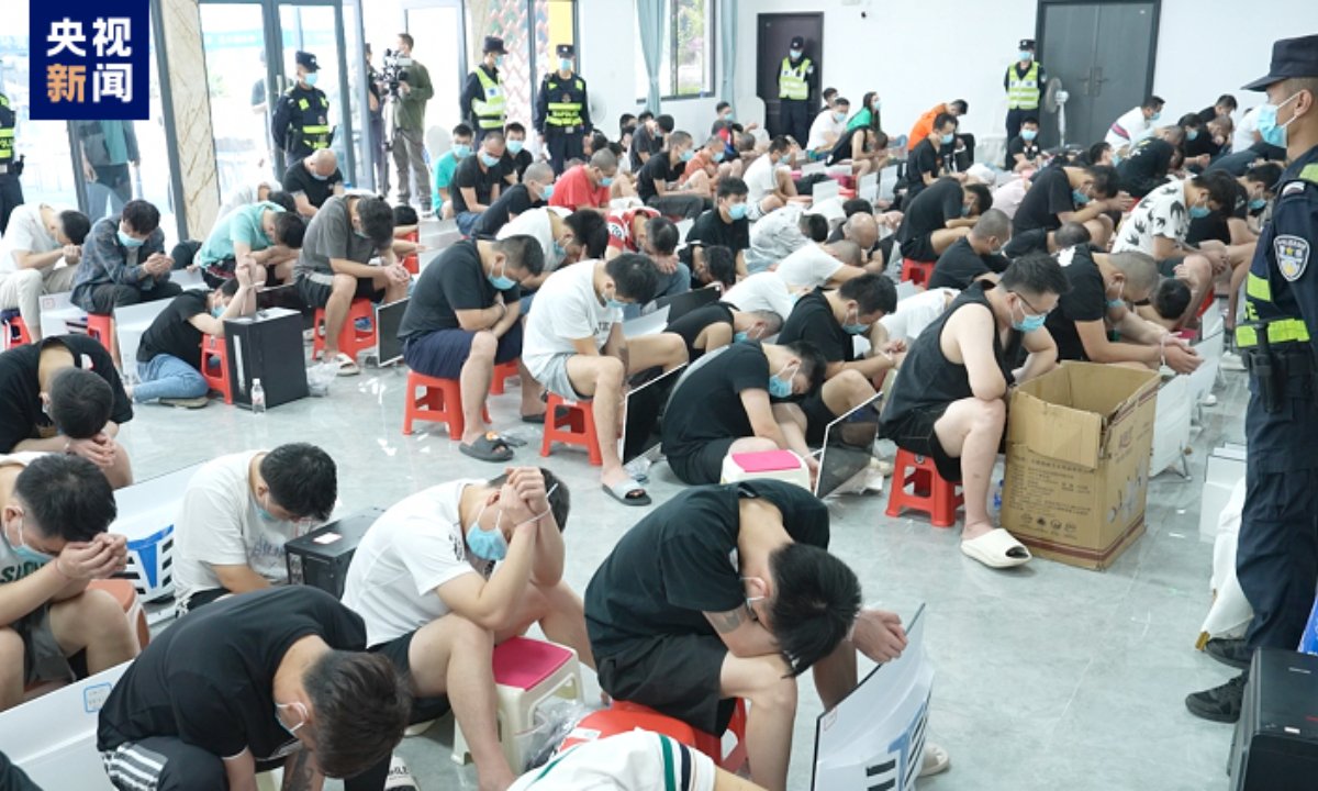 PDChina's tweet image. Chinese police cracked 1.739 million telecom fraud cases and arrested 366,000 suspects, including 3,442 major financiers and core members of crime groups, during the 14th Five-Year Plan period (2021-2025), a senior police officer announced Wednesday.