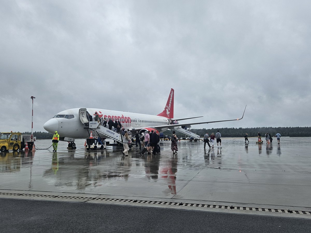 SzczecinAirport's tweet photo. Chmury i deszcz... Macie dość takiej pogody?
✈️🇹🇷Riwiera Turecka ma do zaoferowania piękną i słoneczną pogodę, a do tego wypoczynek i relaks w świetnych hotelach.🏊🍲🍹
Oferty LAST MINUTE➡️ https://t.co/wokTQ501mg

#LatamzeSzczecina #SZZAYT https://t.co/GuGzWR7WNQ