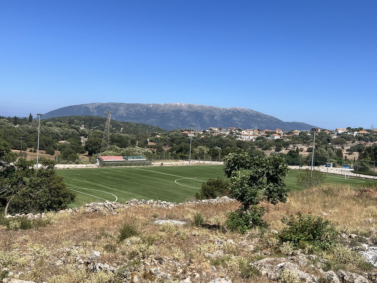 DaveCoups's tweet image. Vasilikades municipal football ground in Kefalonia, overlooking the island of Ithaca in the background.
#Groundhopping