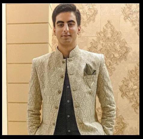 Maj Zeyad Salim Awal (130 LC, 4 AK, 41 AK,FC N) embraced Shahadat today after receiving a GSW during an operation in Mastung, Balochistan

He was the son of a shaheed officer (Brig Muhammad Salim Shaheed)

Inna Lillahi wa inna ilayhi raji'un, Rest well Hero⭐️