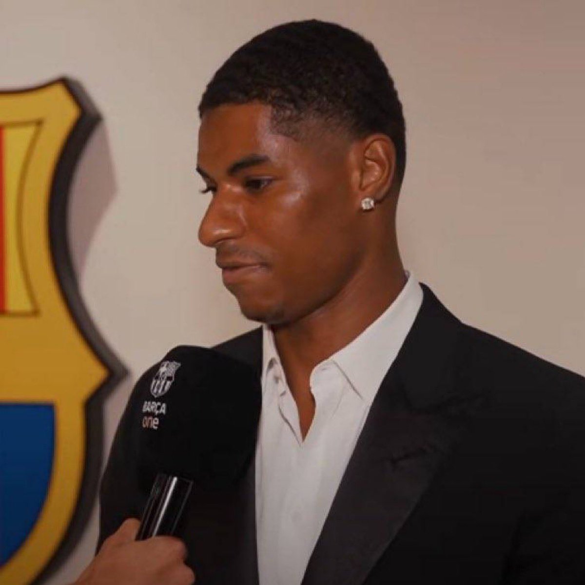 Shole_09's tweet image. 🚨🎙️| Rashford: “I'm very emotional. Barça is the club where dreams come TRUE. I can't wait to meet my Brother Trent. I feel at HOME.” #fcblive 🏠💙❤