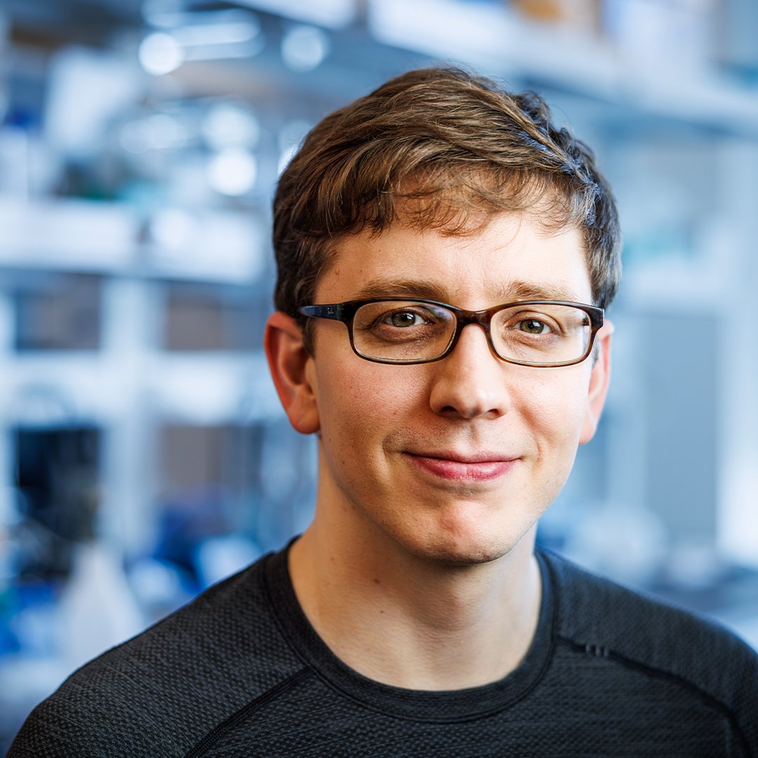 A landmark study published in <a href="/Nature/">nature</a> by <a href="/aaronmring/">Aaron Ring</a> et al. has revealed that autoantibodies — immune proteins traditionally associated with autoimmune disease — may profoundly influence how cancer patients respond to immunotherapy. bit.ly/4o4HANS