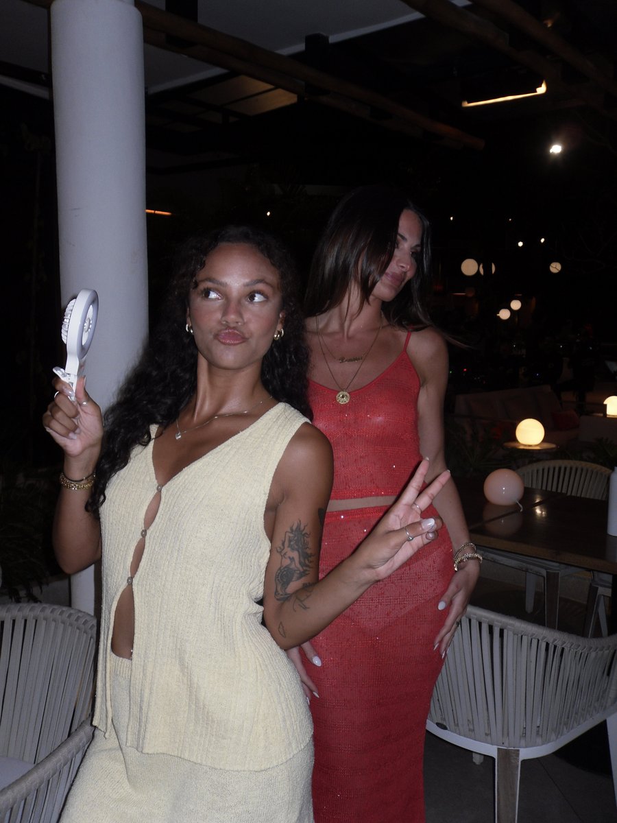 BachParadise's tweet image. Paradise on Film:
(P.S. Have you streamed on Hulu yet?)