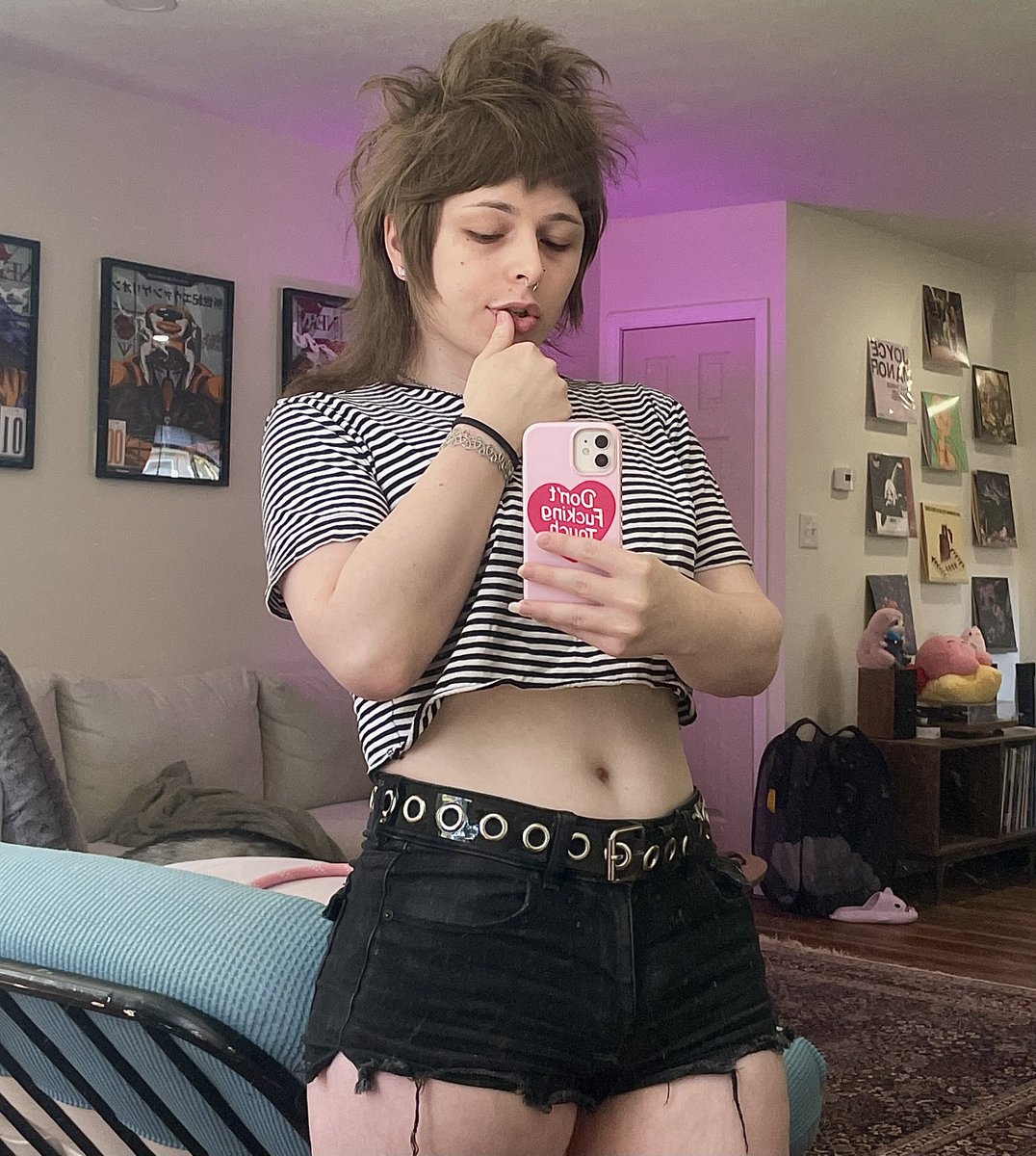 would you let this transgender give you a mimejob
