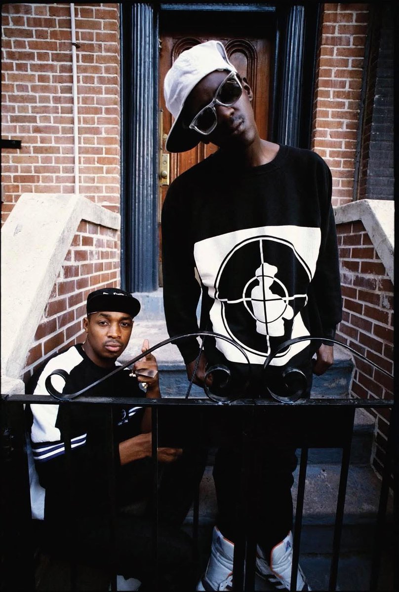 HHBITD's tweet image. What a duo 🔊🔊👑👑
@MrChuckD & @FlavorFlav @PublicEnemyFTP 🔥🔥🔥🔥
#HipHop #80s #90s 🔊🔊🎧🎧