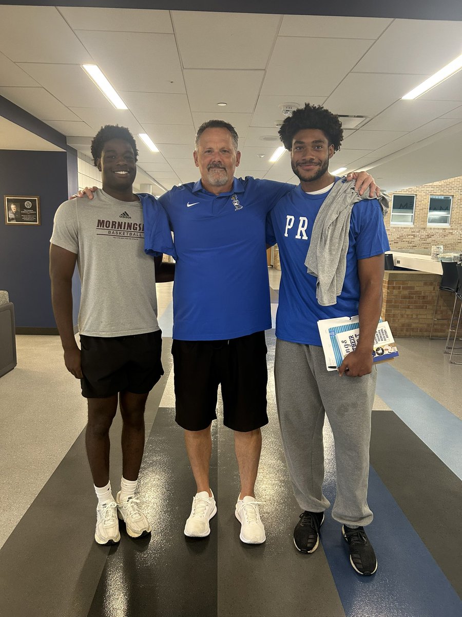 Jr. Jay Basketball (@jrjaybasketball) on Twitter photo Loved having these dudes on campus today for a great chat and memories <a href="/justin_sitti/">Justin Sitti</a> <a href="/AjRollins__/">Aj Rollins</a> Great men, college grads, Jr Jays 4 Life and family! Much 💙 for these guys! Loved having these dudes on campus today for a great chat and memories <a href="/justin_sitti/">Justin Sitti</a> <a href="/AjRollins__/">Aj Rollins</a> Great men, college grads, Jr Jays 4 Life and family! Much 💙 for these guys!
