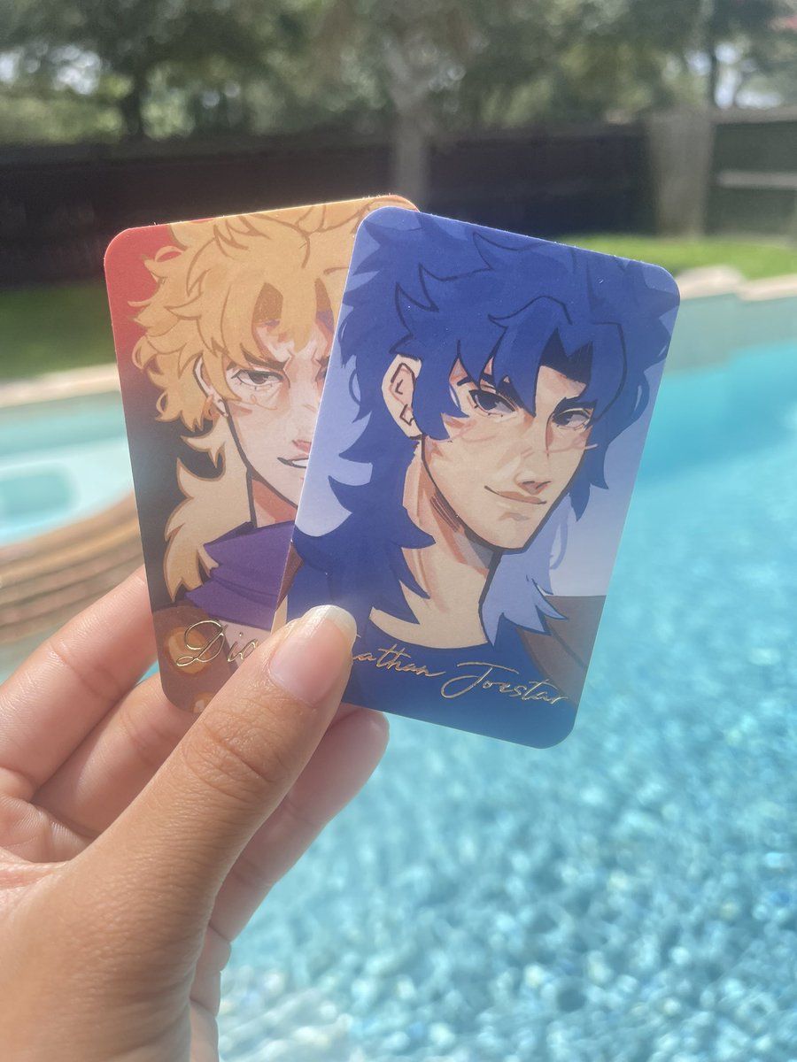 nitillee's tweet image. thank you all for the support on the shop opening!! lots of things are low stock or sold out so i’ll be working hard on restocking them and adding more to the cast🥹