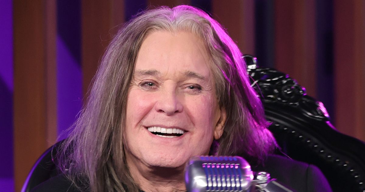 MirrorCeleb's tweet image. Ozzy Osbourne 'wasn't ready to go' before heartbreaking death mirror.co.uk/3am/celebrity-…