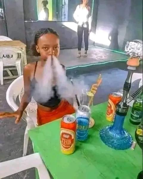 Naturinda96's tweet image. When you find her in Balokole churches speaking in tongues you’ll think that she was born a saved 😂🙌