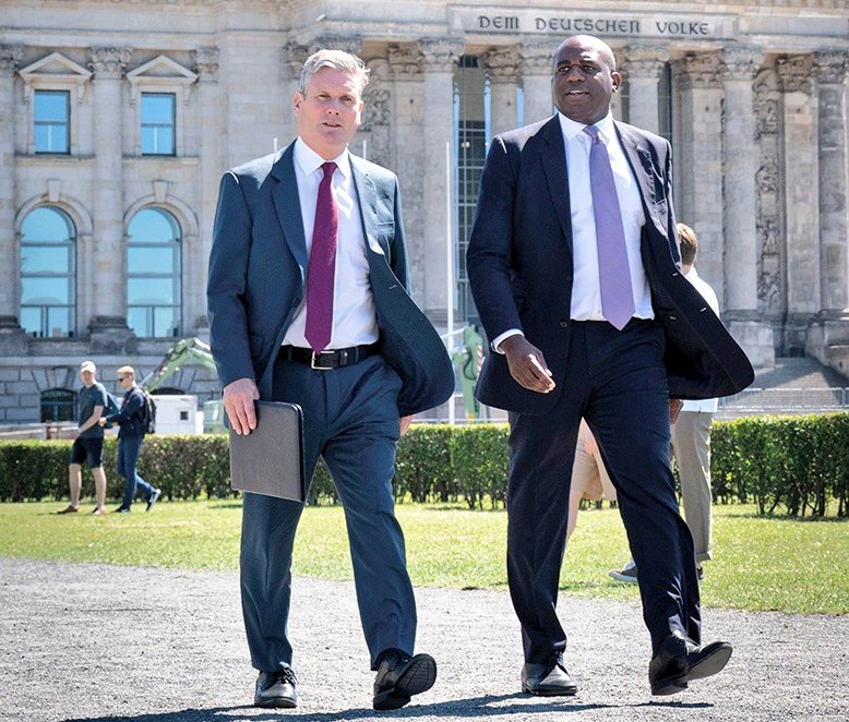 RedCollectiveUK's tweet image. If you encounter @Keir_Starmer or @DavidLammy, you can legally make a citizens arrest, given their ongoing complicity in genocide. You should primarily ensure your own safety but can lawfully detain either, or both, until a qualified Police officer arrives.
I will. You should.