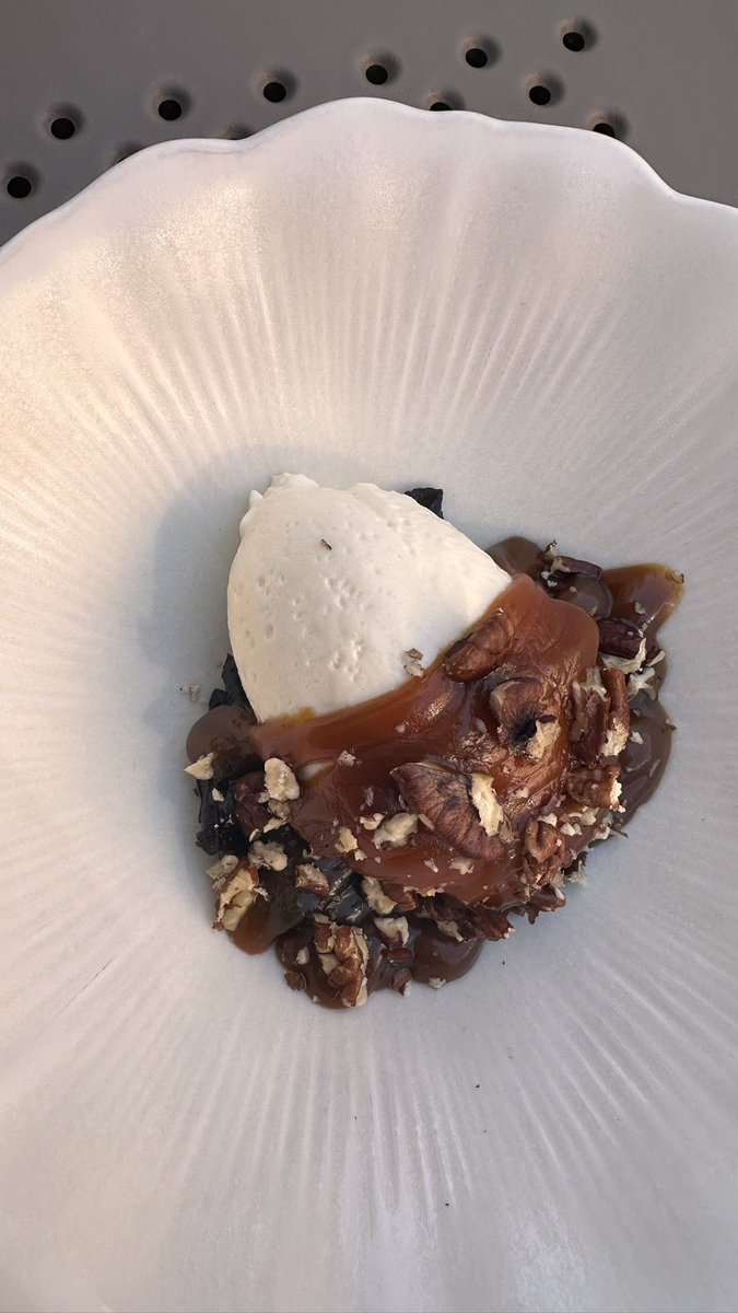 После одиннадцатого(!) УЗИ (кто-нибудь делал больше при отсутствии патологий?) случилась самая вкусная паста в моей жизни 🤤

DUO Gastrobar - 2️⃣1️⃣в рейтинге лучших ресторанов северо-запада WTE’24 и 1️⃣5️⃣в рейтинге лучших ресторанов 🇷🇺 WTE’25

Duoband - это 🫶🏼