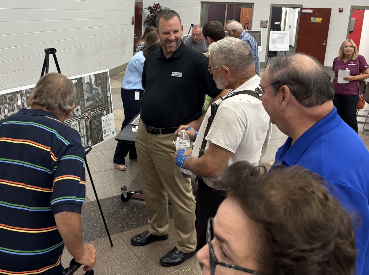 ODOT_NWOhio's tweet image. Van Wert County: Didn't make it to the public meeting? The project information is online and let us know what you think:
👉U.S. 30/John Brown Rd RCUT: transportation.ohio.gov/projects/proje…
👉U.S. 30/U.S. 224 interchange realignment and U.S. 127 corridor improvement: transportation.ohio.gov/projects/proje…