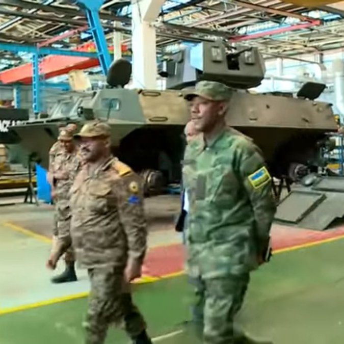 HammerOfWar5's tweet image. Pictures showing a chinese made WZ-551 armored personnel carrier with a modified turret of the Ethiopian 🇪🇹 military at Bishoftu automotive engineering industry complex, March 2025.
