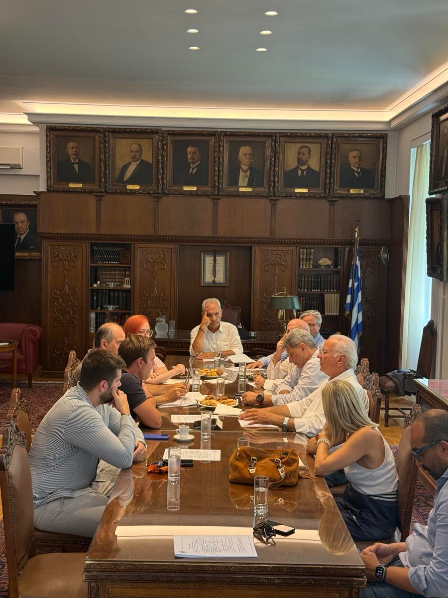 Το Κίνημα Δημοκρατίας στο πλευρό του Εμπορικού Κόσμου – Συνάντηση Κασσελάκη με Εμπορικό Σύλλογο Αθηνών

Σημαντική συνάντηση πραγματοποιήθηκε σήμερα στα γραφεία του Εμπορικού Συλλόγου Αθηνών (ΕΣΑ) μεταξύ της διοίκησης του Συλλόγου και του Προέδρου του Κινήματος Δημοκρατίας, κ.