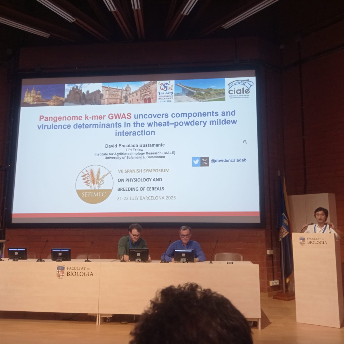 javicheztin's tweet image. Just back from #2025ISMPMI and #SEFIMEC2025, where we shared first results from the @CienciaGob -funded TANGO project PID2022-142651OA-I00 . Great discussions, fresh insights and exciting new ideas! 🌱🔬🧪Kudos to @davidencaladab...and none of it possible w/o @victoria_widrig 🐶