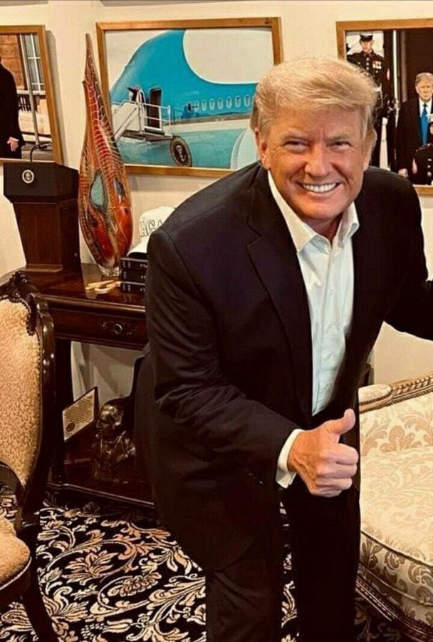 BarronTrumpoo's tweet image. Give me a Thumbs-Up 👍, if you've been a Donald Trump supporter since the very beginning.