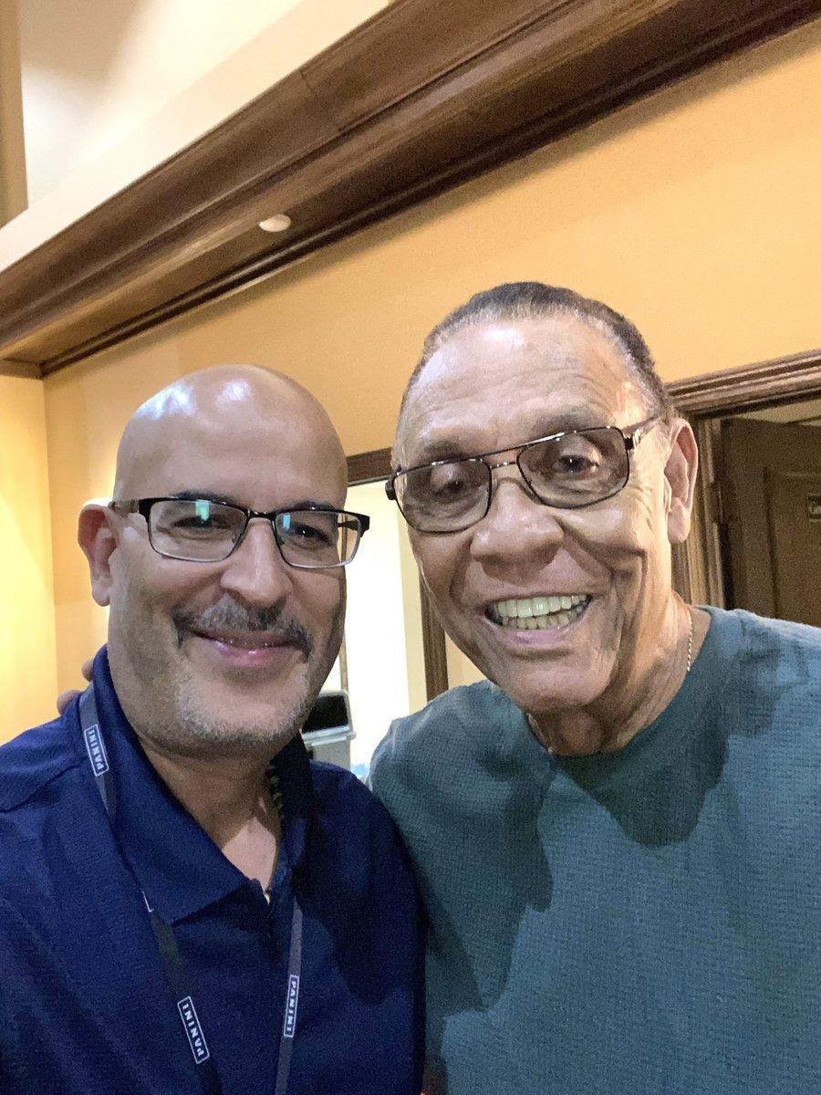 DannyT21's tweet image. Twenty five years ago, 2000 Baseball HOF’er, Cincinnati #Reds HOF’er, and @Talkin21podcast guest Tony Pérez was inducted into National Baseball Hall of Fame in Cooperstown. That momentous occasion occurred #OTD.