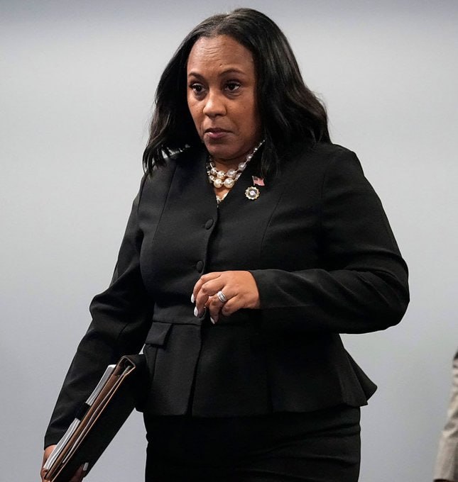 BarronTrumpoo's tweet image. 🚨BREAKING: Do you think Fani Willis should be thrown in prison for the false charges she brought up against President Trump?
A. YES
B. NO