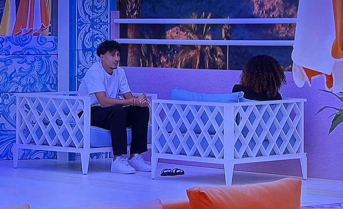 thomasfco1's tweet image. Vous avez critiqué le couple de bali mais désolé on a trouvé encore + ennuyant🥱 #secretstory