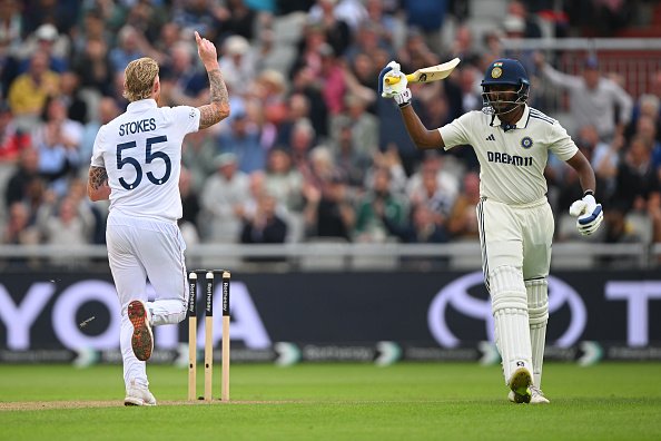 CricCrazyJohns's tweet image. STUMPS ON DAY 1:
India 264 for 4 in the first innings with brilliant batting by Rahul, Jaiswal & Sai Sudharsan.
Need to score around 350-380 runs in the first innings. 🤞