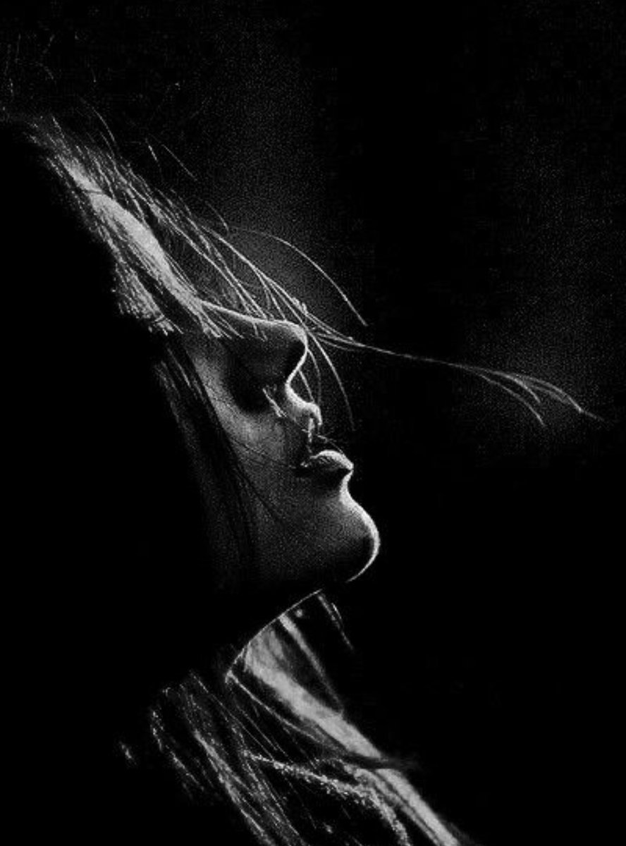sharma_rak7's tweet image. When I feel depresse .. often think
Are these #tears a witness
of my pain,
My gain
my heart
Or my brain
Are these tears a proof
of sincerity in my life
And fulfill me
With an eternal light
#vss365