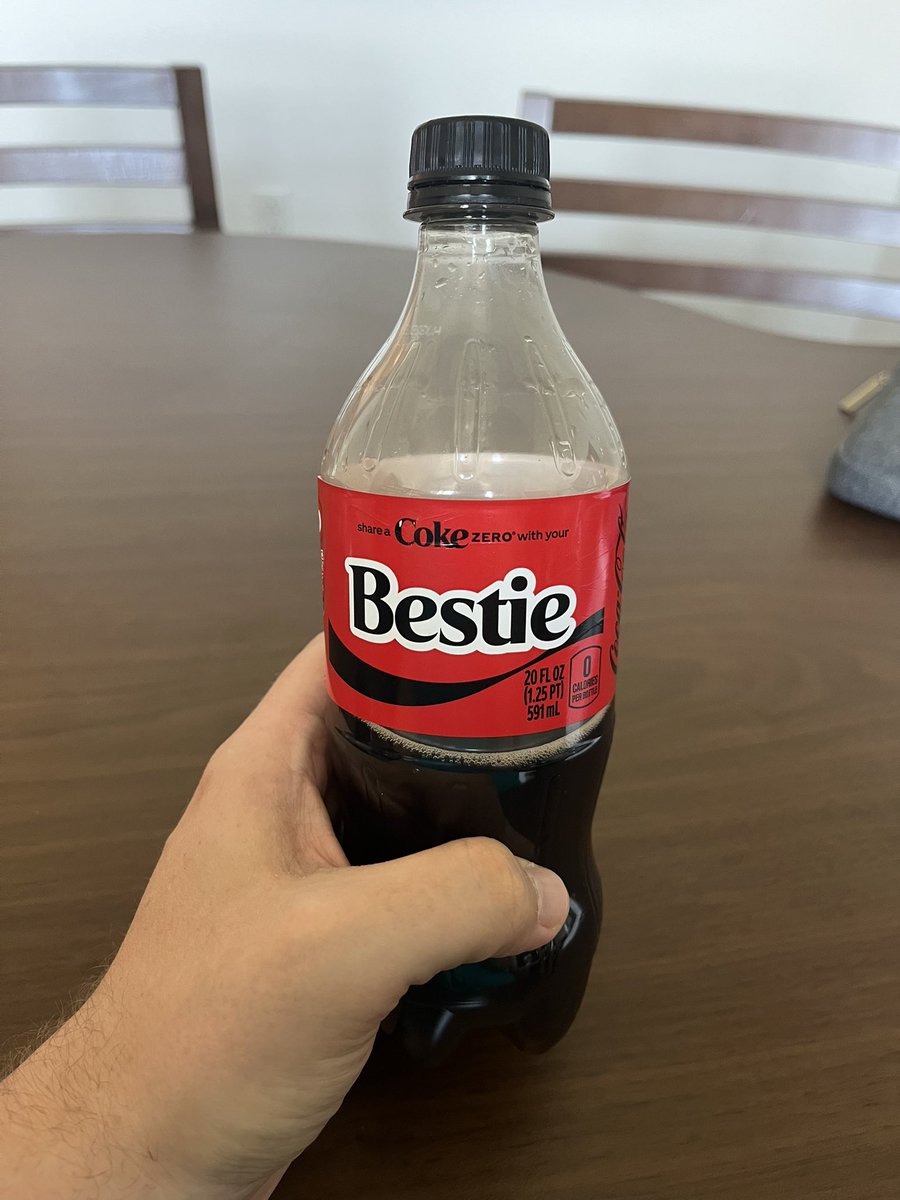 cmatthes_econ's tweet image. Macht einen großen Unterschied, ob man die Flasche in Deutschland oder den USA kauft