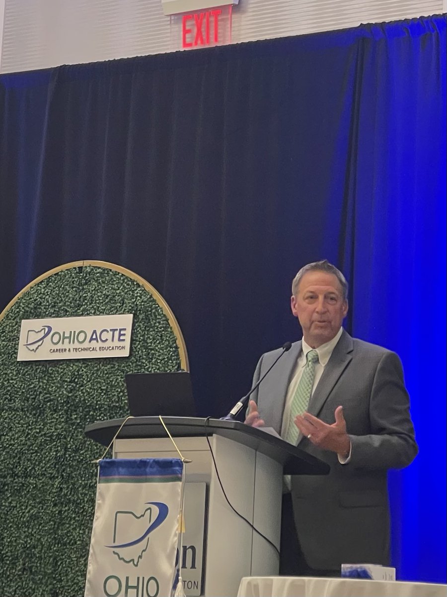 Congrats to Bob Alsept, Buckeye Career Center Superintendent &amp; OACTS President-Elect, on being named Administrator of the Year by <a href="/OhioACTE/">Ohio ACTE</a>! 👏🎉 #CTE #Leadership #OACTS