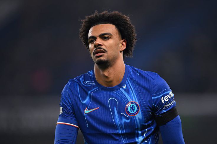 Just_chelseafc's tweet image. 🚨🔵 Athletico Madrid have now turned their focus to David Hancko as Feyenoord’s demand are lesser than Chelsea’s and is considered more affordable.
Chelsea insist on £35m for Renato Veiga.
(@FabrizioRomano) #CFC