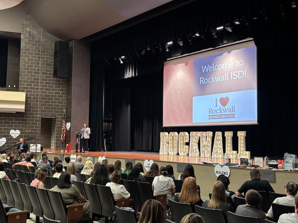 RockwallISD_HR's tweet image. 🎉 New Employee Induction Week begins today! We’re thrilled to welcome all of our newest team members. You’re officially part of the @rockwallschools family! ❤️🧡
Shoutout to @megangist and Dr. V for their inspiring words to kick off an amazing week ahead! @RISD_Academics