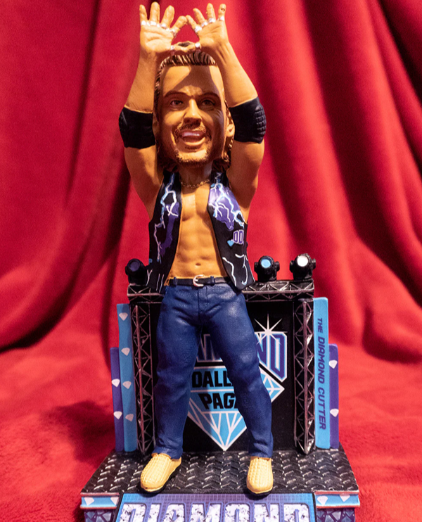 RealDDP's tweet image. ON SALE NOW! 💥💎
Only 150 of these bobbleheads were made and I'm signing them on the @DDPYoga website. Pick yours up while they last!
ddpyoga.com/products/signe…