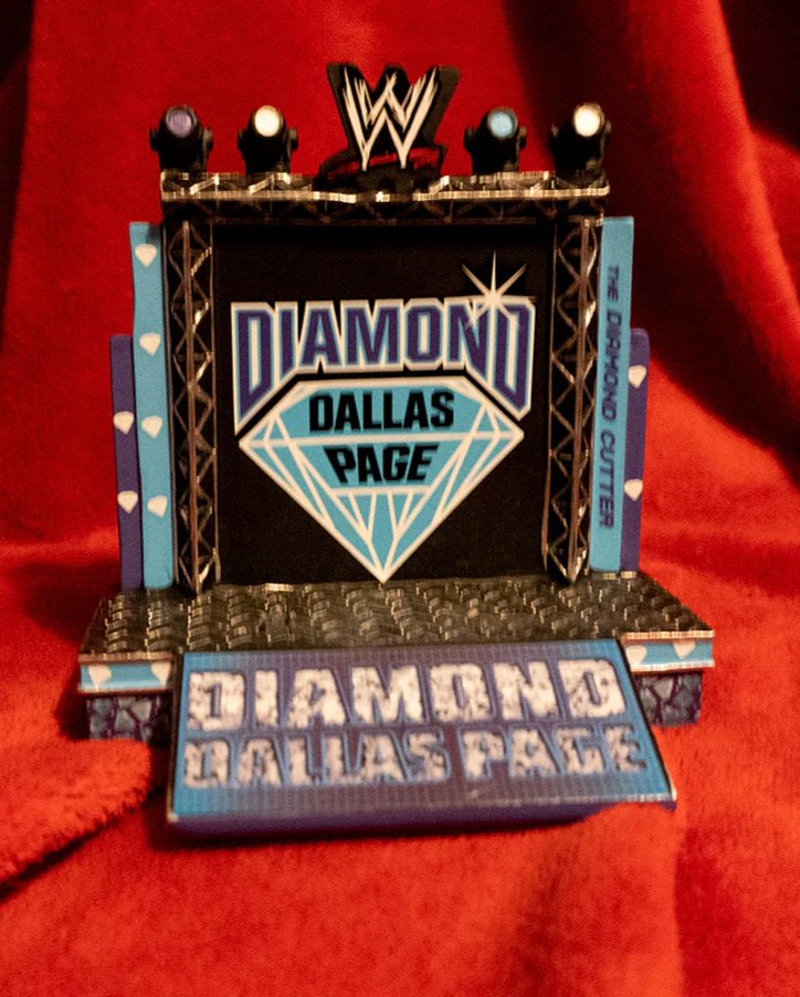 RealDDP's tweet image. ON SALE NOW! 💥💎
Only 150 of these bobbleheads were made and I'm signing them on the @DDPYoga website. Pick yours up while they last!
ddpyoga.com/products/signe…