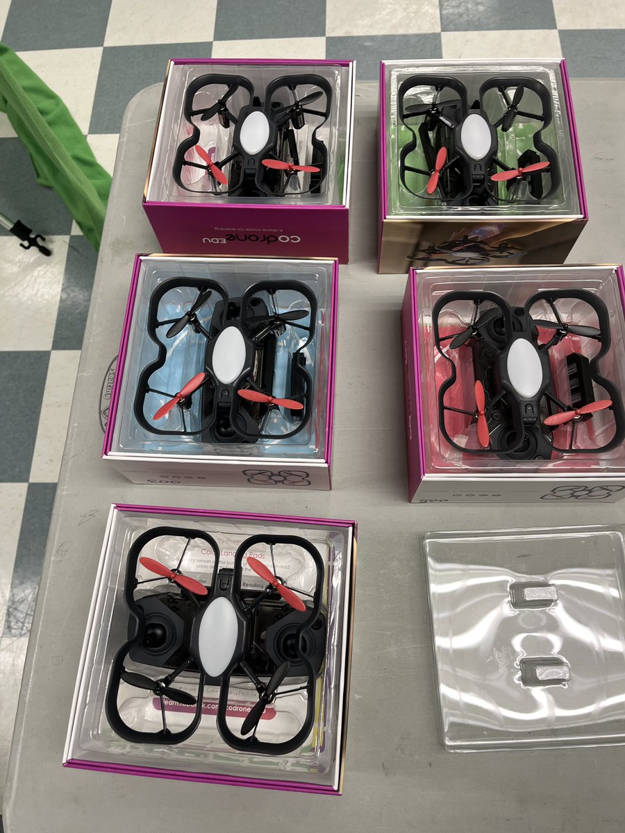 YMA Teachers learning technology this summer!