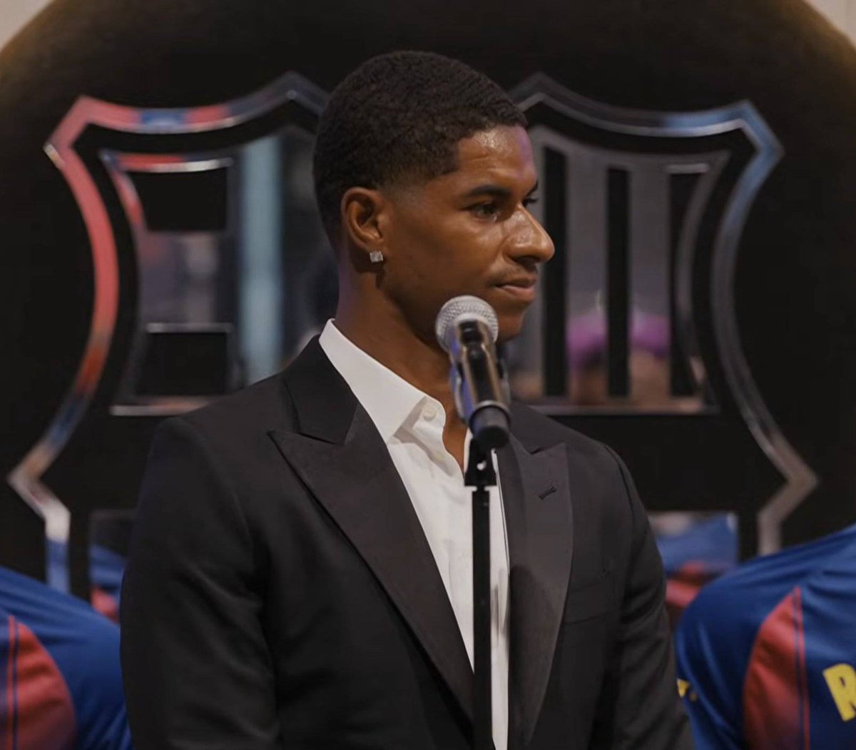 BarcaTimes's tweet image. 🚨🎙️| Rashford: "It wasn't a tough decision. My first choice was simple — Barça. It’s a family-oriented club and I already feel at home here. It was the right decision." #fcblive 💙❤